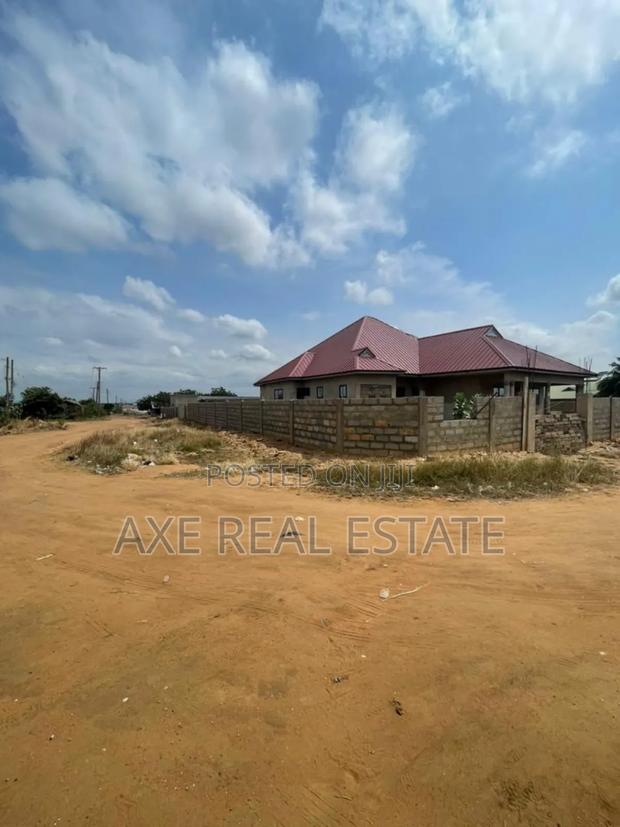 Few Plots Available > Registered Land at Prampram · Photo 2