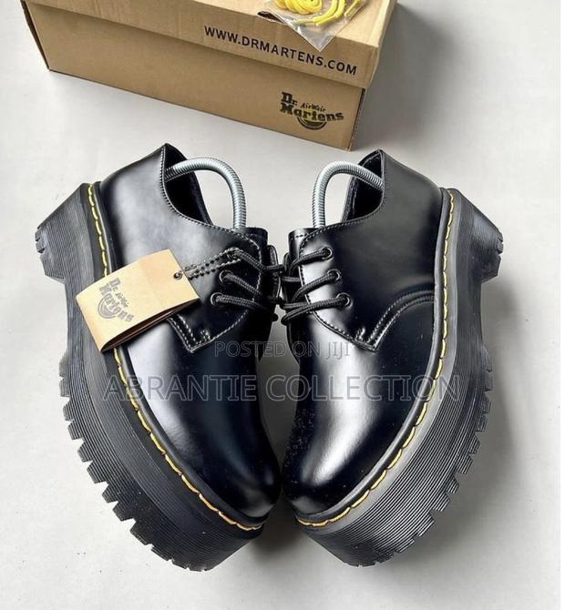 Dr Martens Causual Shoe · Photo 1