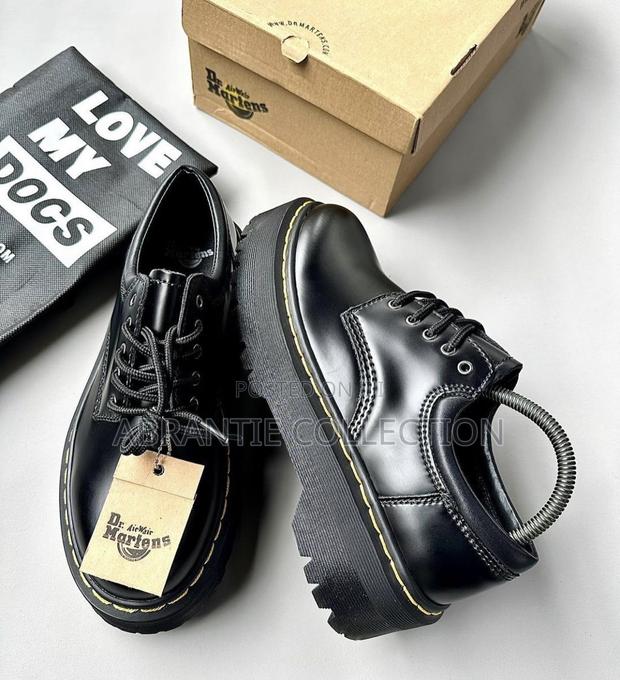 Dr Martens Causual Shoe · Photo 2