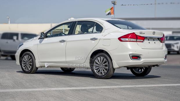 New Toyota Belta 2023 White · Photo 5