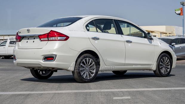 New Toyota Belta 2023 White · Photo 7