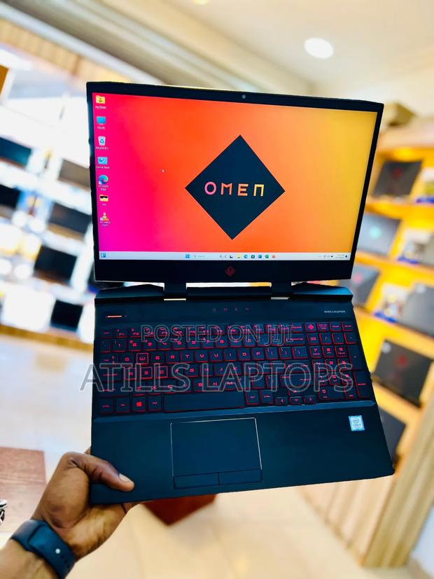 Laptop HP Omen 15 16GB Intel Core I5 SSHD+SSD 1.5T · Photo 2