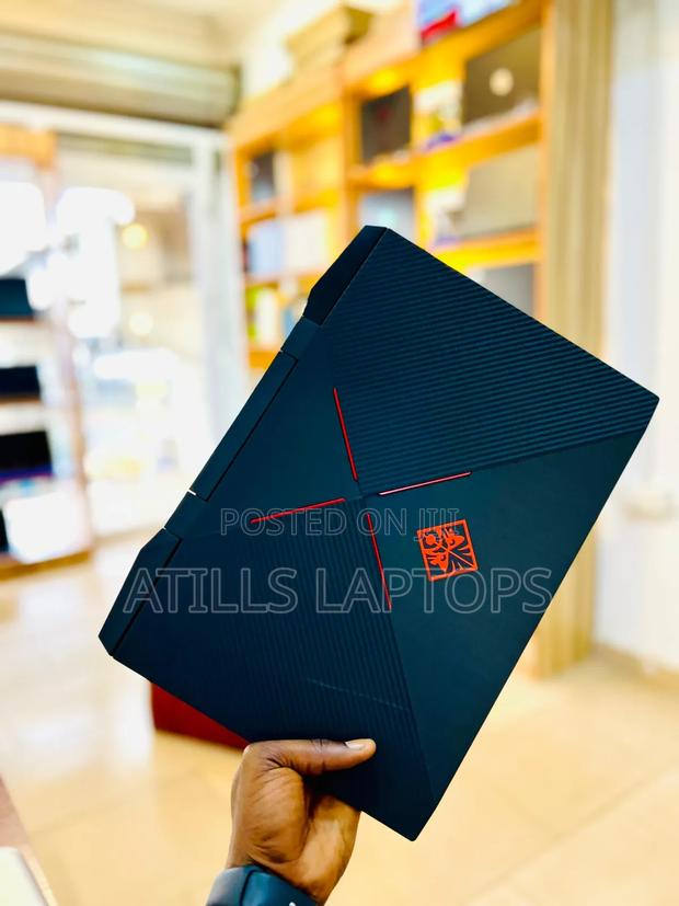 Laptop HP Omen 15 16GB Intel Core I5 SSHD+SSD 1.5T · Photo 1