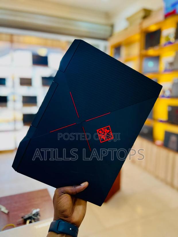 Laptop HP Omen 15 16GB Intel Core I5 SSHD+SSD 1.5T · Photo 7