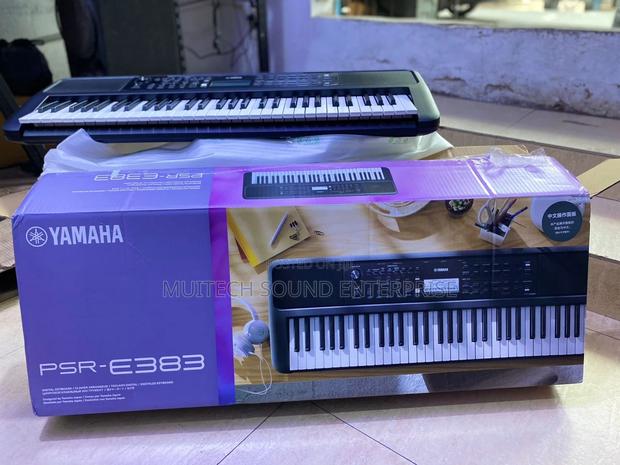 Yamaha Keyboard( PSR-E383) · Photo 3