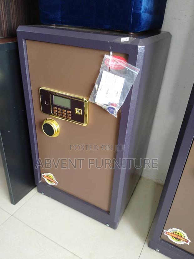 Fireproof Digital Money Safe · Photo 1