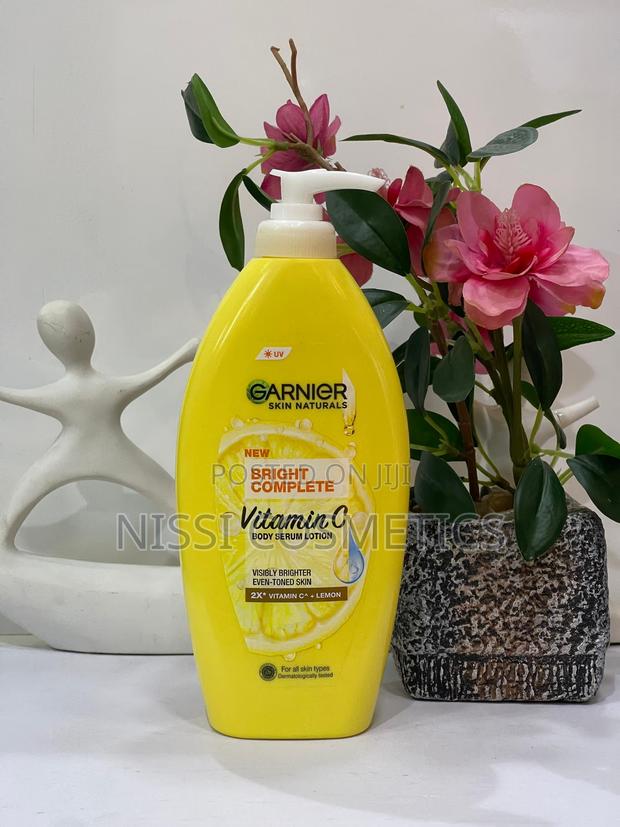 Garnier Bright Complete Moisturising Serum-in-Lotion · Photo 1