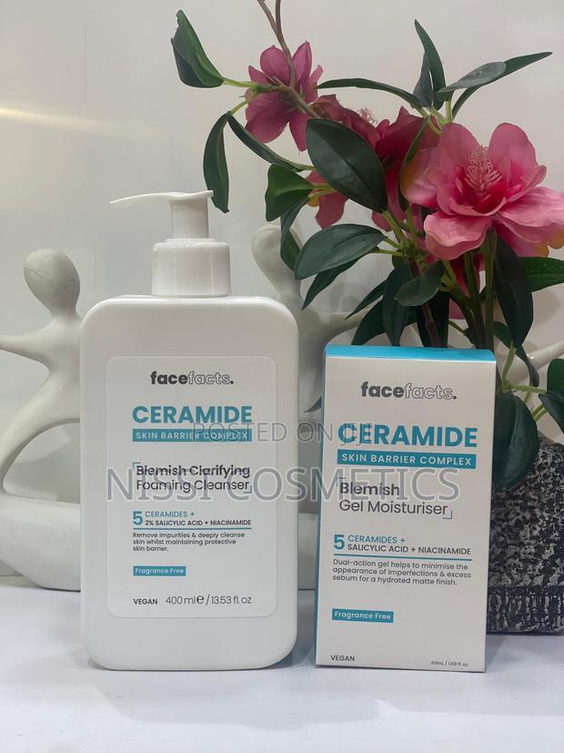 Ceramide Skin Barrier Complex Blemish Gel Moisturiser · Photo 1