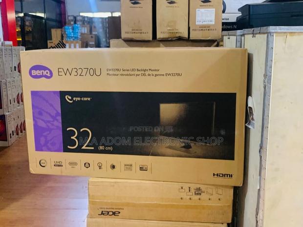 Play Watch All Your Games Movies With This Benq Monit · Photo 1