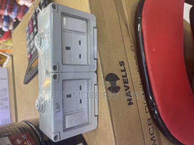 IP65 Water Proof Socket Single and Double Socket · Photo 1