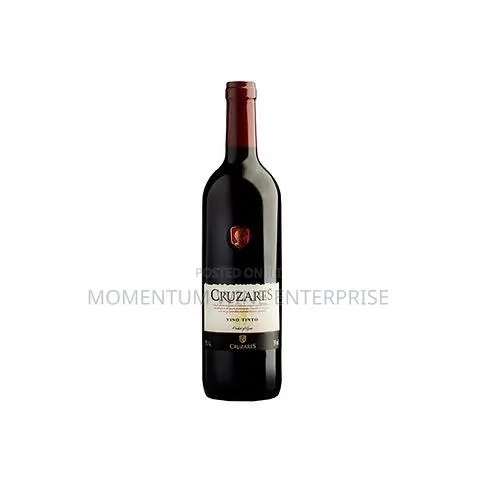 Curzãures Vinho Tinto Semi-Sweet Red Wine 750ml · Photo 1