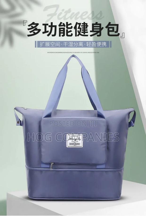 Waterproof Expandable Travel Bag- Fast Delivery in 2 Hours · Photo 2
