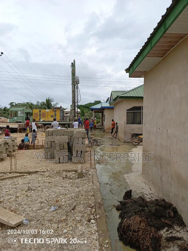 Borehole Drilling Bawdie Areas · Photo 1