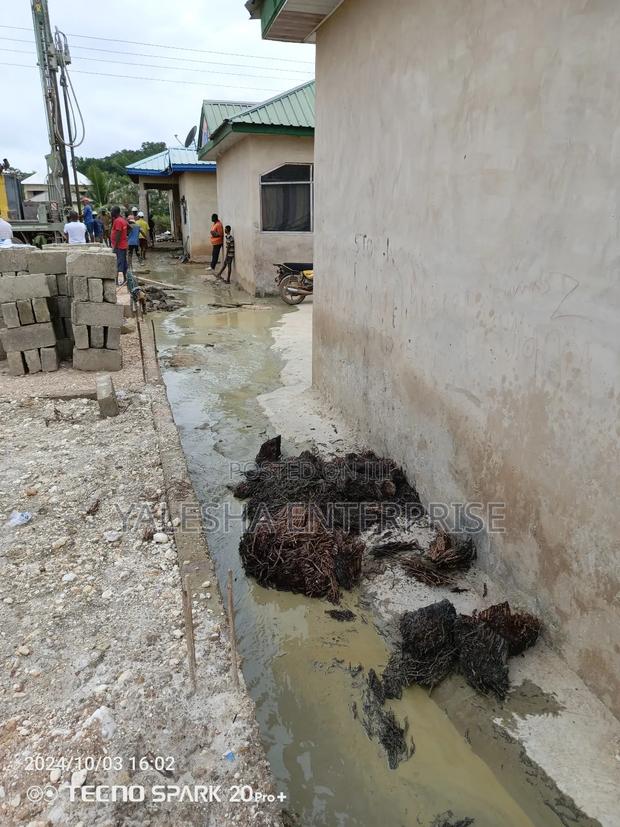 Borehole Drilling Bawdie Areas · Photo 3