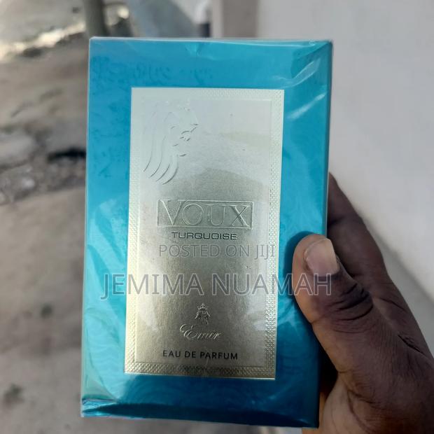 Voux Turquoise Perfume · Photo 1