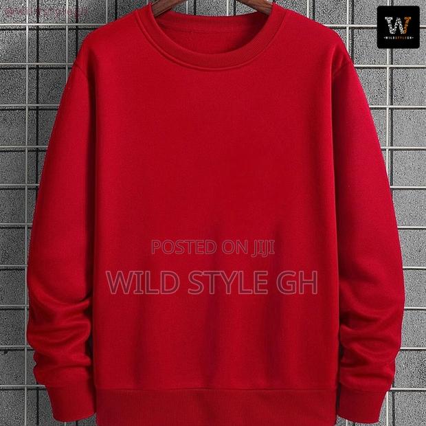 Quality Plain Sweatshirts · Photo 2