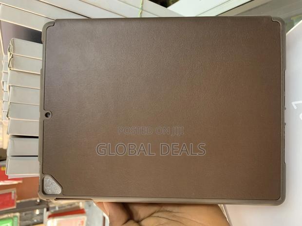 Original iPad Pro 9.7 Leather Covers · Photo 2