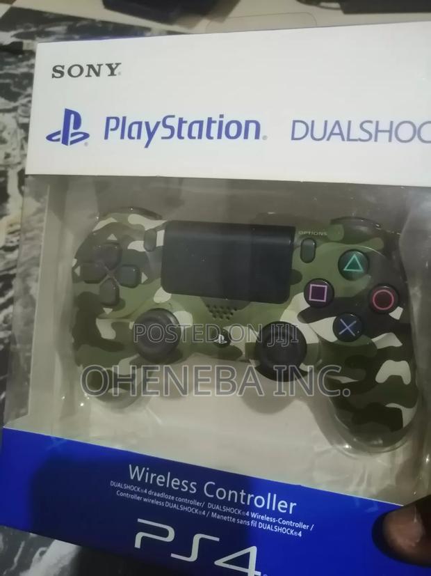 PS4 Original Brand New Controller · Photo 1