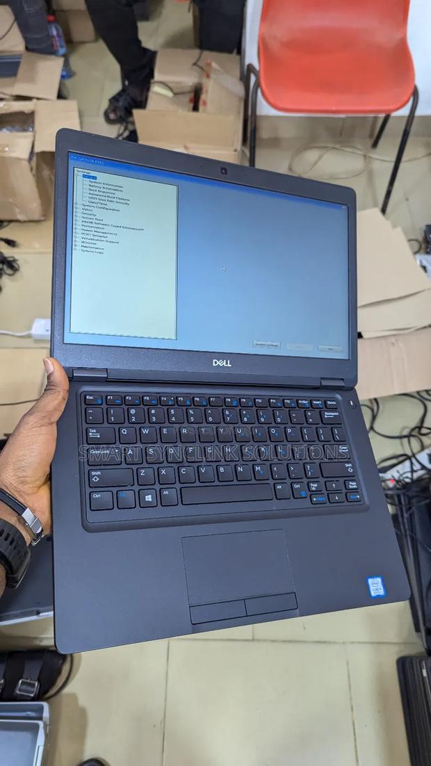 New Laptop Dell Latitude 5490 8GB Intel Core i5 SSD 256GB · Photo 7