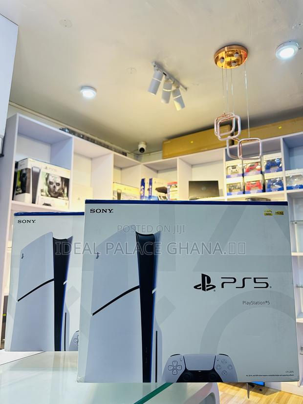 Brand New Standard Slim Ps5 · Photo 1