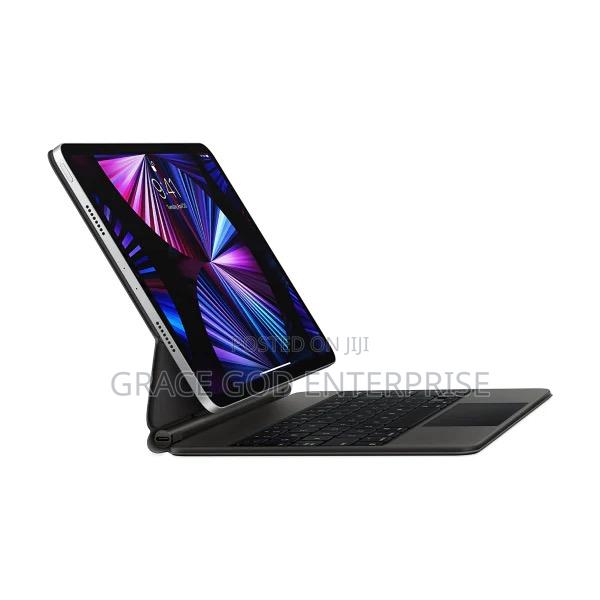 Apple Magic Keyboard for iPad Pro 11 · Photo 1