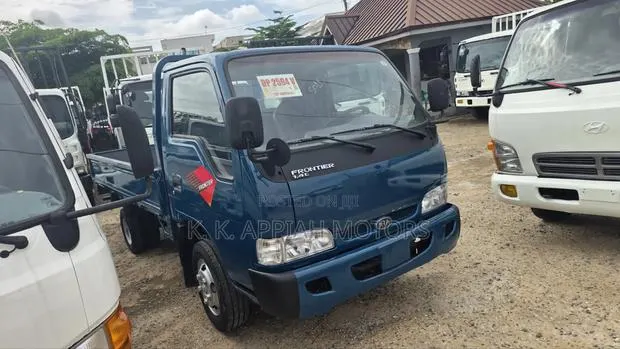 Kia Frontier Truck · Photo 1