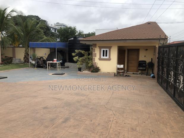 3bdrm Penthouse in Nungua Estates, Accra Metropolitan for rent · Photo 2