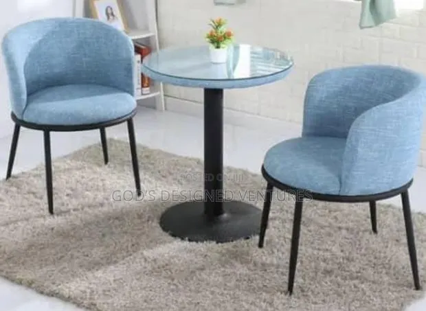 Authentic and Classic 2 Seater Dinning Set · Photo 1