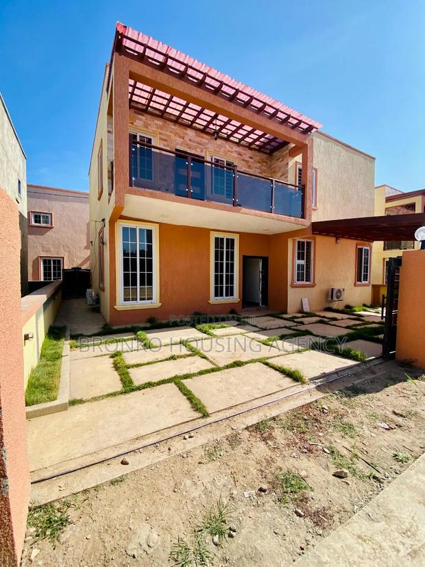 3bdrm House in Bronko Housing, Spintex for rent · Photo 1
