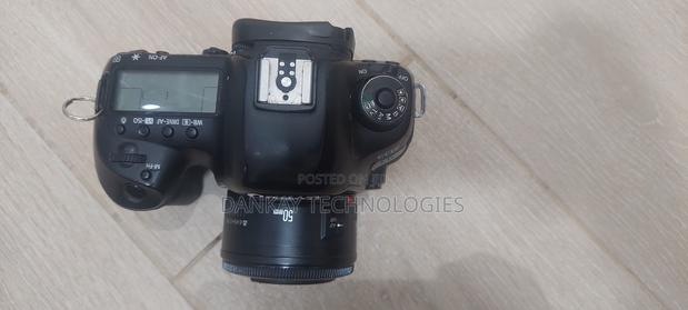 Canon 5d Mark Iv With 50mm Lens · Photo 6