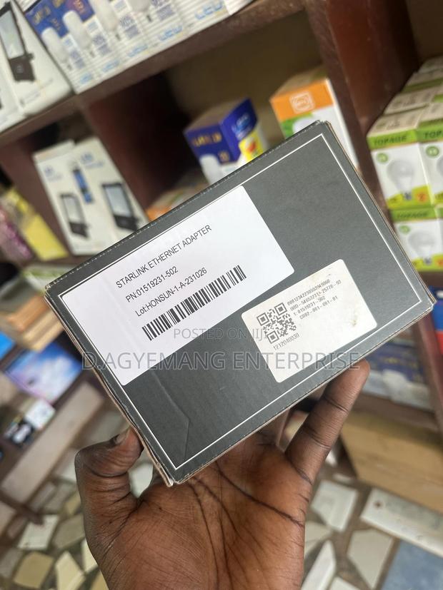 Starlink Ethernet Adapter. · Photo 2