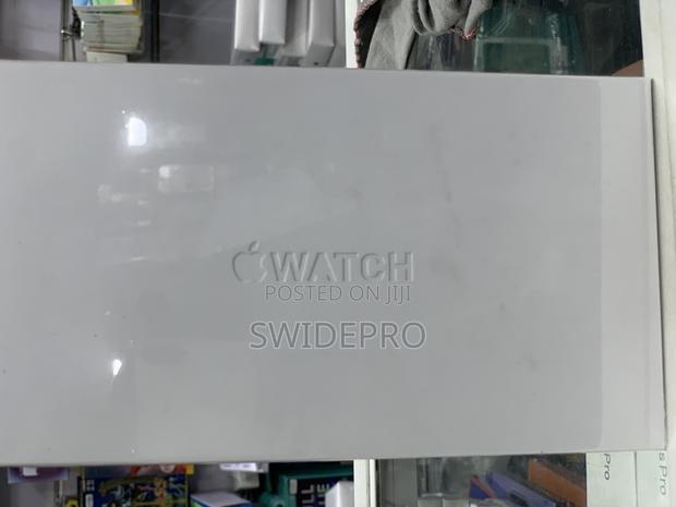 Watch 8 Ultra Smart Watch · Photo 2