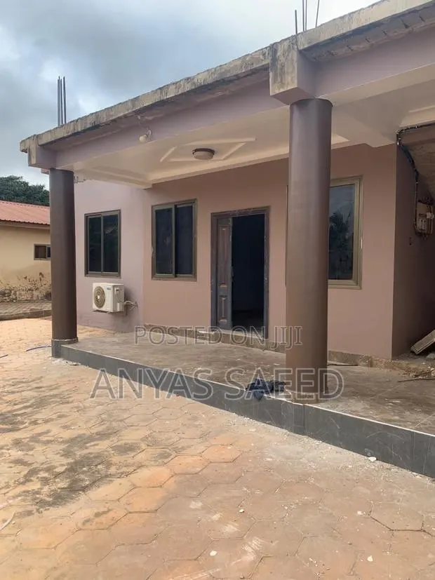 3bdrm Apartment in Oyarifa Gravel Pit, Ghana Flag for rent · Photo 1