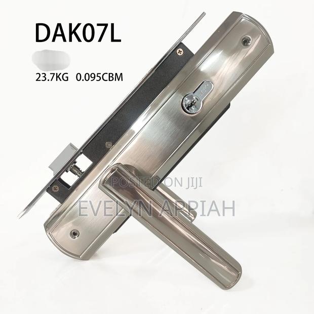 Parka Silver Door Lock (Heavy Duty) · Photo 1