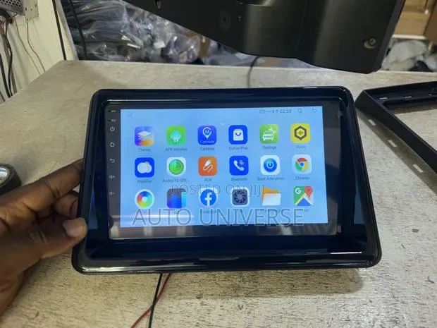 Toyota Voxy 2013 to 2017 Android Screen Available · Photo 1