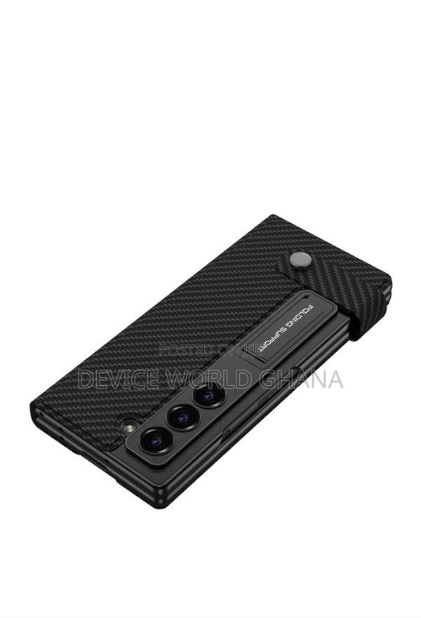 Clamshe Leather Flip Case for Samsung Z Fold 6 With Pen Slot · Photo 3