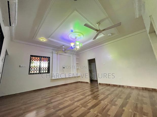 3bdrm House in Charclem Ventures, Ashaley Botwe for rent · Photo 5