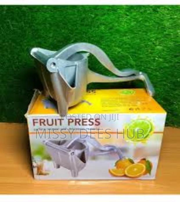 Manual Fruit Press · Photo 3
