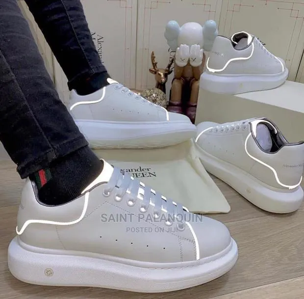 All White McQueen · Photo 1
