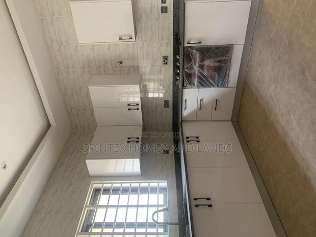 4bdrm Mansion in Hfc Estate, Spintex for sale · Photo 5