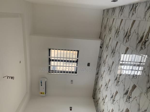 4bdrm Mansion in Hfc Estate, Spintex for sale · Photo 6