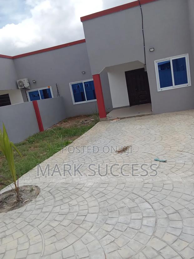2bdrm House in Budumburam for sale · Photo 5