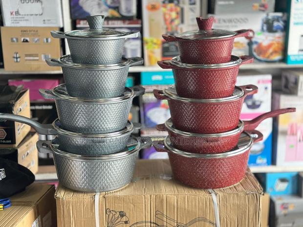 Non Stick Cookware Set - 12 Pieces · Photo 1