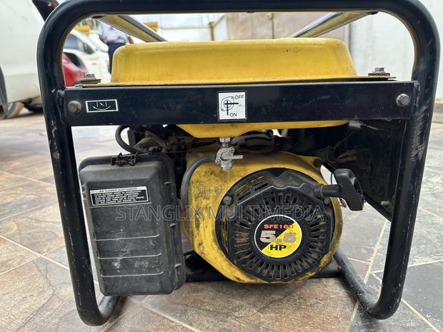 5.5 Horsepower Generator · Photo 3
