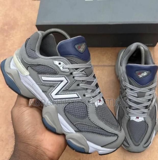 New Balance 9060 Grey · Photo 2