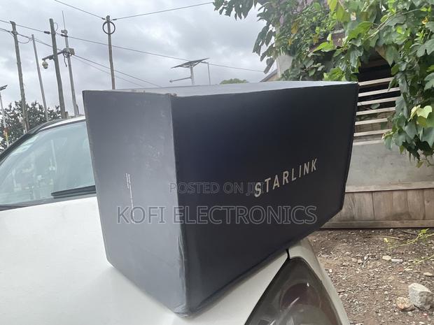 Starlink Standard Actuated Kit Gen 2 (A Reliable Internet) · Photo 1