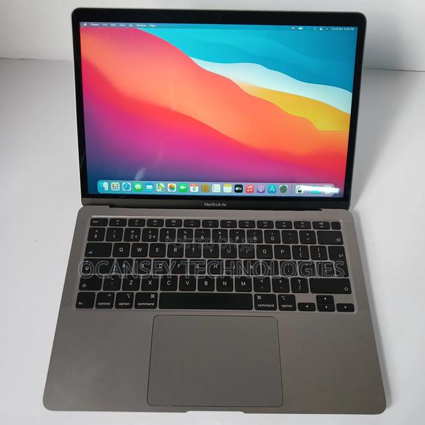 Laptop Apple MacBook Air 2020 8GB Intel Core i5 HDD+SSD 500GB · Photo 1