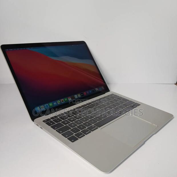 Laptop Apple MacBook Air 2018 8GB Intel Core i5 SSD 256GB · Photo 3