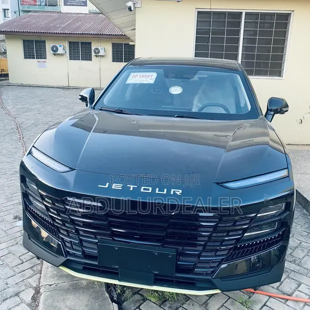 Jetour Dashing 1.5 Petrol FWD 2022 Black · Photo 1
