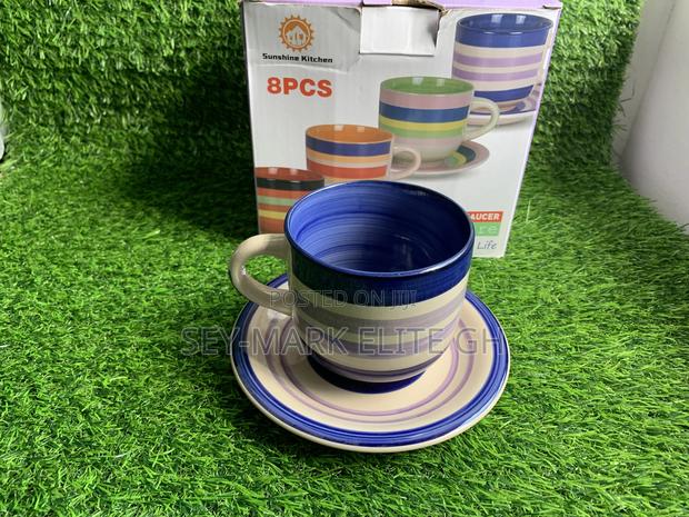 8pcs Elegant Cups and Saucers · Photo 2